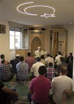 CAMİ PROJESİ - Milano'da Müslümanlar Bayram Namazını Türk İslam Birliği Camii'nde Kıldı