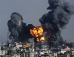 Gazze'ye bombardıman başladı!