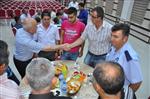 FAHRI YıLDıZ - Belediye Başkanı Yıldız, Belediye Personeli İle İftarda Buluştu