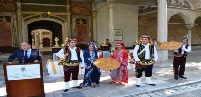 Topkapı Sarayı'nda 'Baklava Alayı' etkinliği