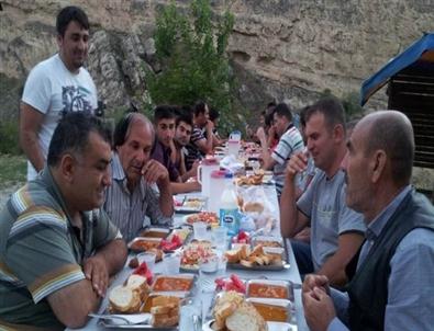 Gönül Sofrasıyla Kemahlılar İftarda Buluşuyor