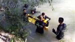 MEVSİMLİK İŞÇİ - Sakarya Nehrine Düşen 5 Yaşındaki Çocuk Boğularak Öldü