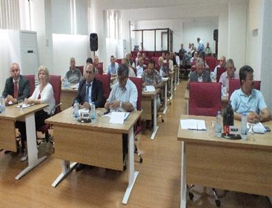 Chp’li Meclis Üyelerinden İl Başkanı Kalınomuz’a Sert Tepki