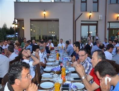 Osb’den İftar Programı