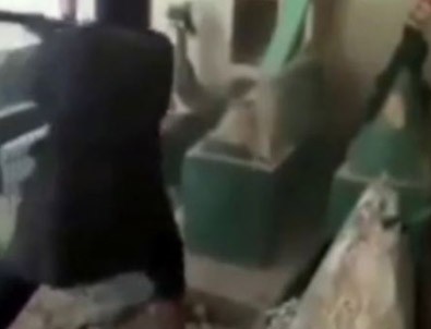 IŞİD peygamberin mezarına saldırdı!
