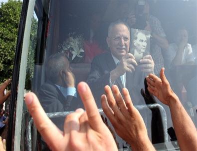 İhsanoğlu Adana'da Şehir Turu Attı