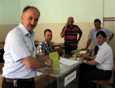 Aydın’da Oy Kullanma İşlemi Başladı