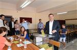 İSLAM ALEMİ - Belediye Başkanları Oy Kullandı