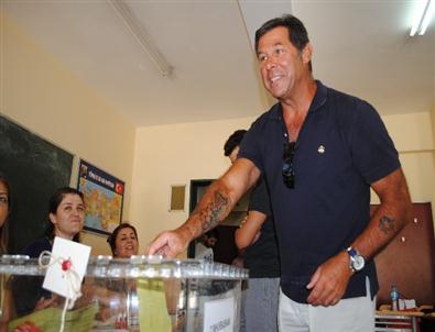 Boyner Çifti Oylarını Beykoz’da Kullandı