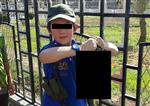 RAKKA - İşid Militanı, 7 Yaşındaki Oğlunun Suriyeli Askerin Kesik Başıyla Fotoğrafını Çekti