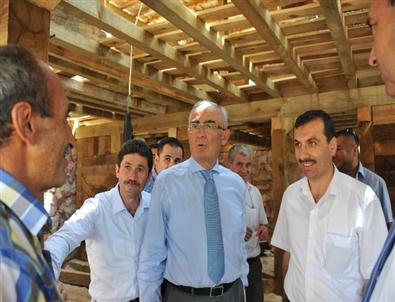 Başkan Yılmaz, Kavak ve Ladik'te İncelemelerde Bulundu