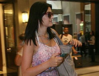 Deniz Çakır'ın dili yok