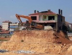 FIKIRTEPE - Fikirtepe'de 'tek ev' yıkıldı