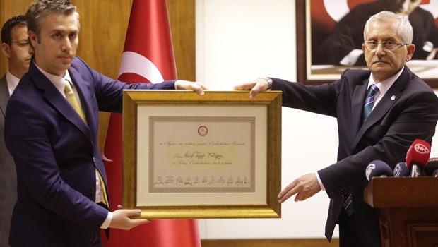 YSK Başkanı Sadi Güven kesin sonuçları açıkladı
