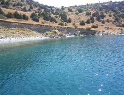 Van Gölü’nde Keşfedilmemiş Koyların Haritası Çıkarılıyor