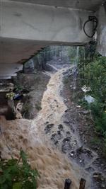 Akçakoca'da Sağanak Yağış Sele Neden Oldu