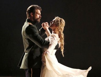 Farah Zeynep Abdullah'tan Kıvanç Tatlıtuğ açıklaması