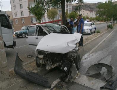 Trafik Kazası Ucuz Atlatıldı