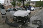 ELEKTRİK DİREĞİ - Trafik Kazası Ucuz Atlatıldı