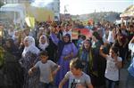 CENAZE ARABASI - Suriye'deki Çatışmada Ölen Ypg'linin Cenazesi Cizre'de Defnedildi
