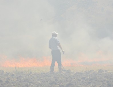 Afyonkarahisar'da arazi yangını