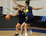 Fenerbahçe Bayan Basketbol Takımı Sezonu Açtı