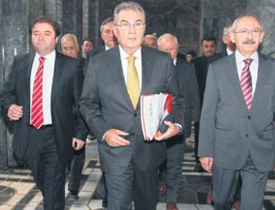 Kemal Kılıçdaroğlu ve Gürsel Tekin'i Alman ajanlarla bir araya getirdi.
