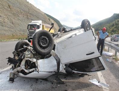 Azerbaycan Plakalı Otomobil Takla Attı Açıklaması