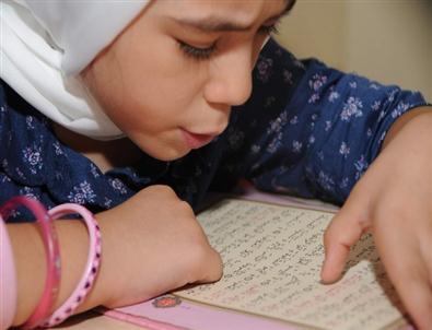Okuma Yazma Öğrenmeden Kur'an-ı Kerim Öğrendi