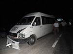 Minibüs İle Otomobil Çarpıştı Açıklaması