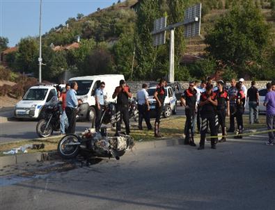 Ankara'da Kovalamaca Kazayla Sonuçlandı