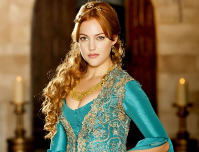 Meryem Uzerli'nin yeni dizisi