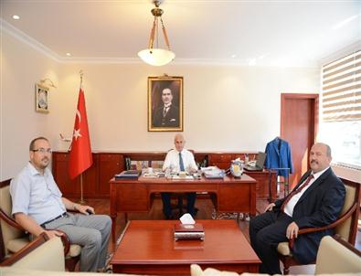 Yeşilay'dan Vali Şahin'e Teşekkür