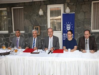 Büyükşehirden Annelere Anlamlı Jest