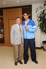 OSMAN UĞUR - Türkiye İkincisinden Aü Rektörü Kurtcephe’ye Ziyaret