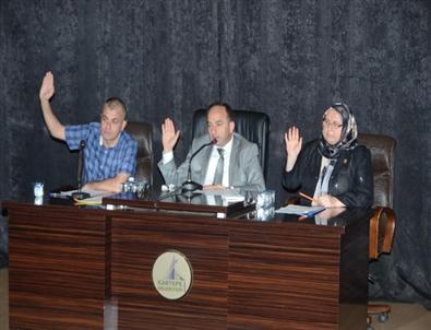 Kartepe Belediyesi Ağustos Meclisi Toplandı