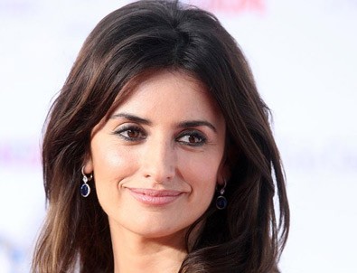 İsrail'i kınadı diye haftanın salağı seçtiler!