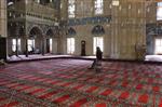 ALİ ŞAHİN - Selimiye Camii’nde Ziyarete Ayrılan Alana Vatandaştan Tepki