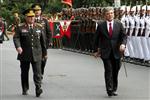 GENELKURMAY KARARGAHI - Cumhurbaşkanı Gül'den Genelkurmay Başkanı Özel'e Veda Ziyareti