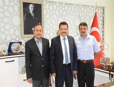 Ortahisar Belediye Başkanı Genç İle Norm Kadro Fazlası İşçilerin Durumunu Görüştüler
