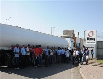 Batman’da Tüpraş'a Petrol Taşıyan Tanker Şoförleri Eylem Yaptı