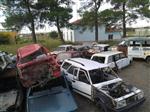 HURDA ARAÇ - Edirne Belediyesi Hurda Araçları Toplamaya Devam Ediyor