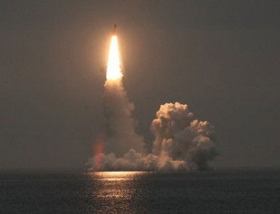 Rusya nükleer başlıklı füze denemesi yaptı