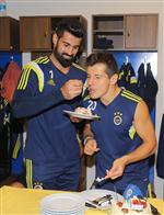 MAHMUT USLU - Kaptan Emre'ye Sürpriz Doğum Günü