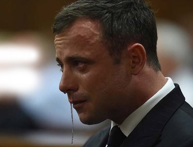 Oscar Pistorius kasıtlı cinayetten suçsuz bulundu