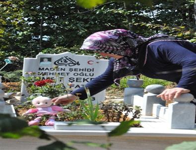 (özel Haber) Maden Şehidi Annesinden 'özlük Hak'Talebi