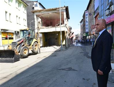 Korkut, İlk Kazmayı Vurdu