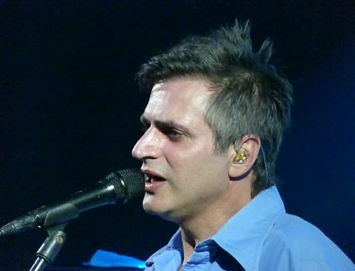 Teoman'dan tekmeli tokatlı kavga