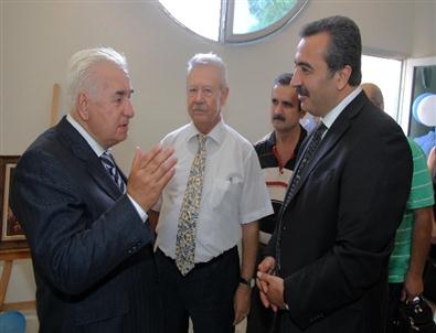 Başkan Çetin, Çağ Üniversitesi’nde Sergi Açtı