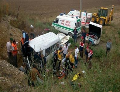 Çankırı'da Kaza 1 Ölü, 2 Yaralı